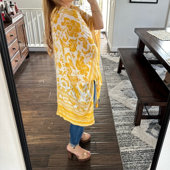 Vince Camuto Floral Topper Kimono Coverup Yellow White - Picture 8 of 12